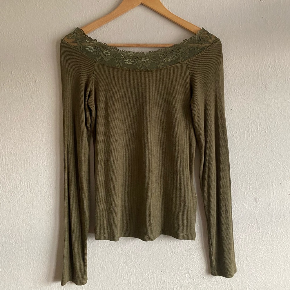 Off the Shoulder Lace Detail Top